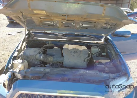 2019 Toyota Tacoma Trd Off Road from USA, damaged, VIN 3TMCZ5AN0KM267116